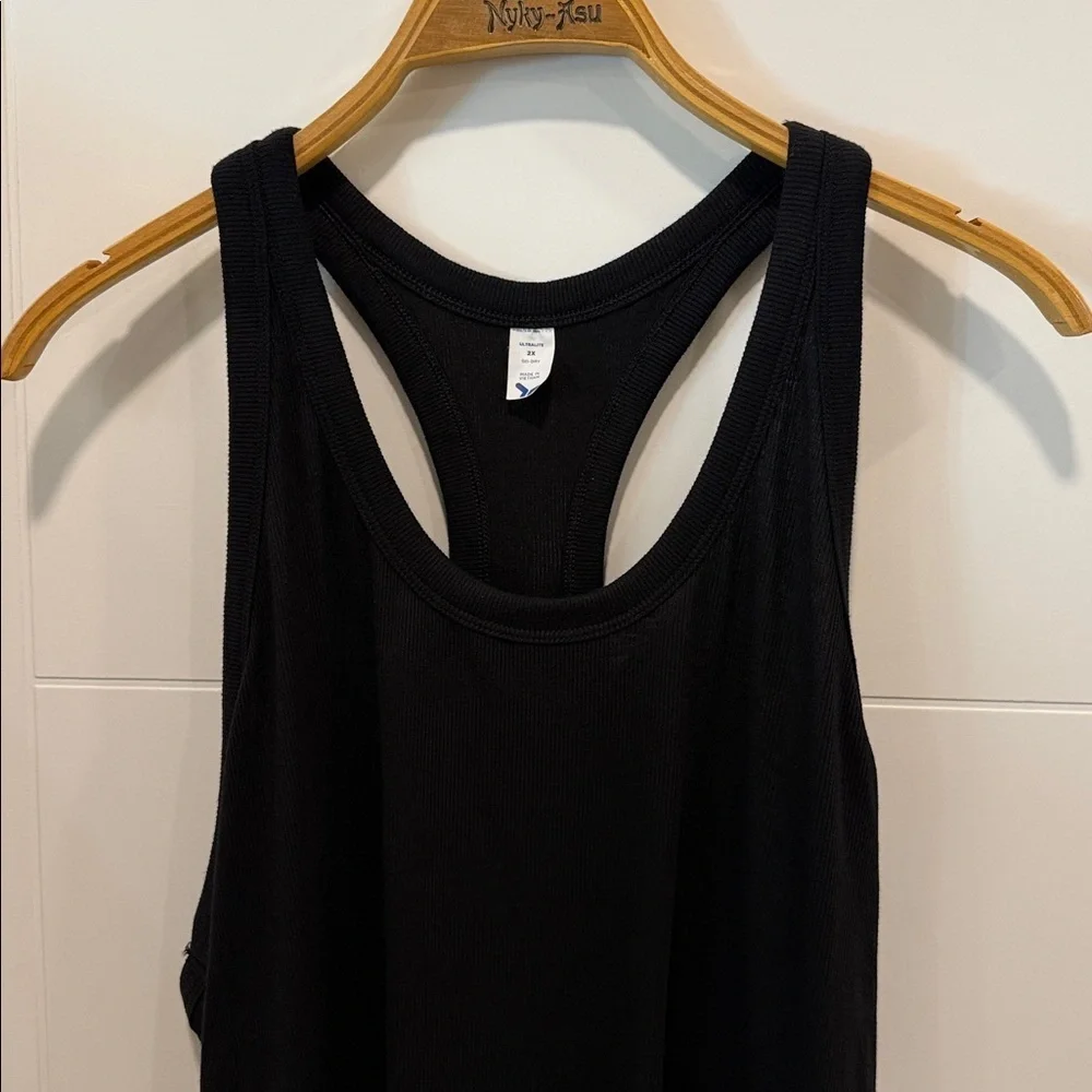 Old Navy Black Sleeveless Women's Top size 2X NWT - Picture 7 of 8